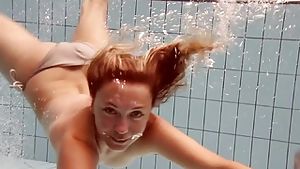 Bouncing boobs underwater