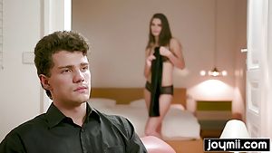 Teen Lana Seymour pleases with blowjob and a good fuck